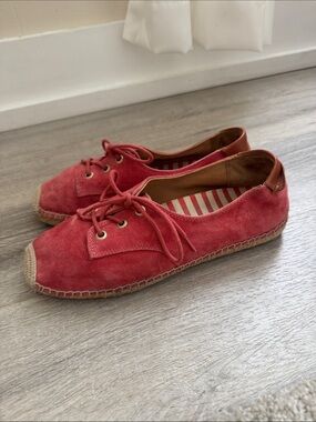 Vionic Rayne Women's 7.5 Pink Coral Suede Low Top Flats Espadrille